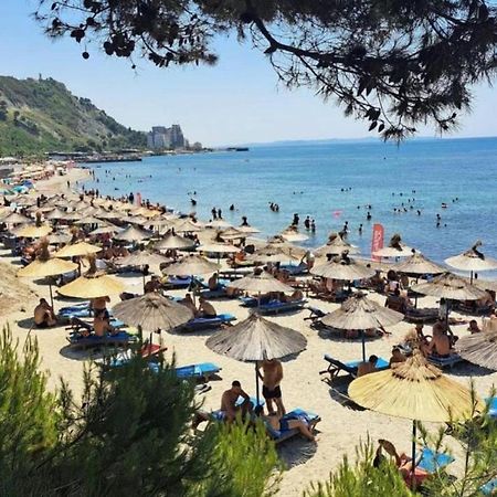 Sea View Apartments Дуррес Екстер'єр фото