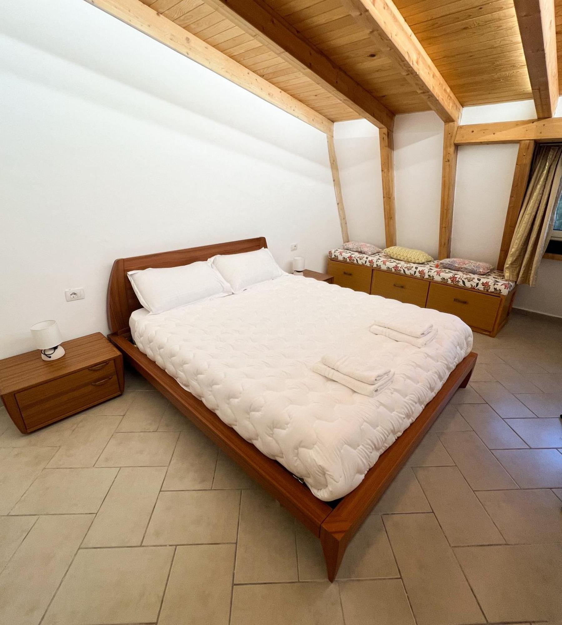Sea View Apartments Дуррес Екстер'єр фото