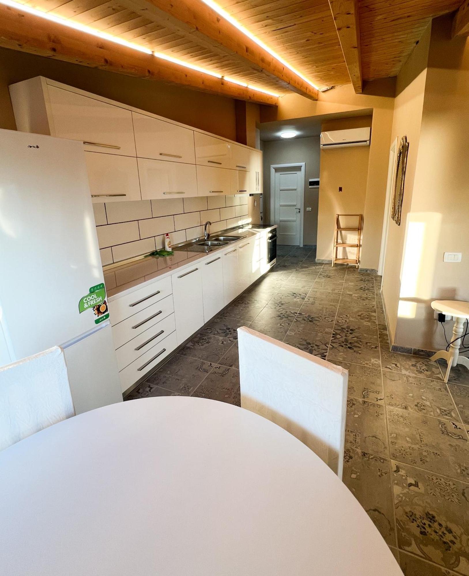 Sea View Apartments Дуррес Екстер'єр фото