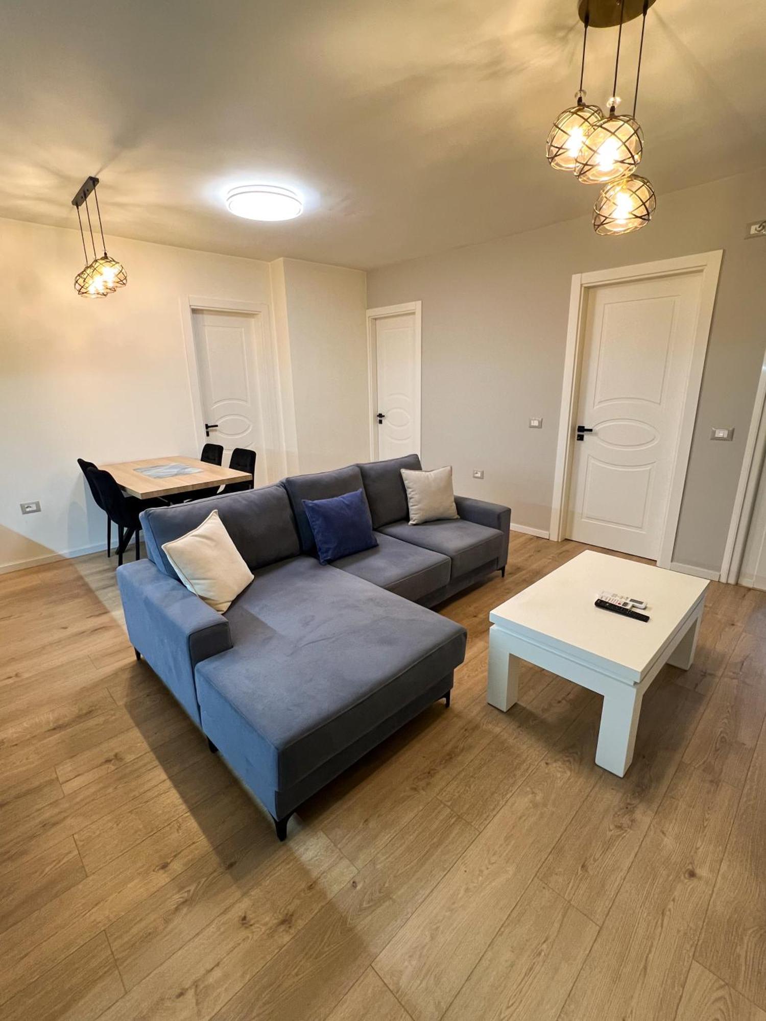 Sea View Apartments Дуррес Екстер'єр фото